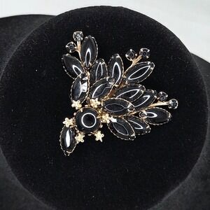 Vintage Black Rhinestone Floral Brooch Pin Gold Tone Statement Jewelry‎